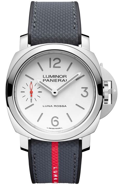 panerai luminor luna rossa